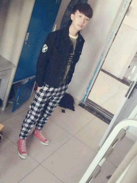 ˹ְ̬ҵѧԺУ԰