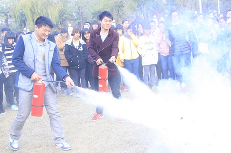 ͨʦߵרѧУУ԰